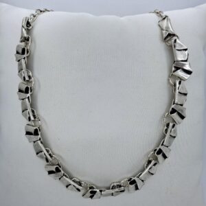 WT20138 COLLAR