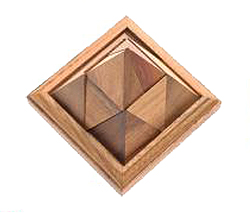 067 PUZZLE PIRAMIDE