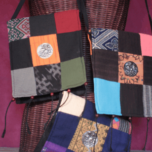 SRN1604 BOLSITO COLGAR