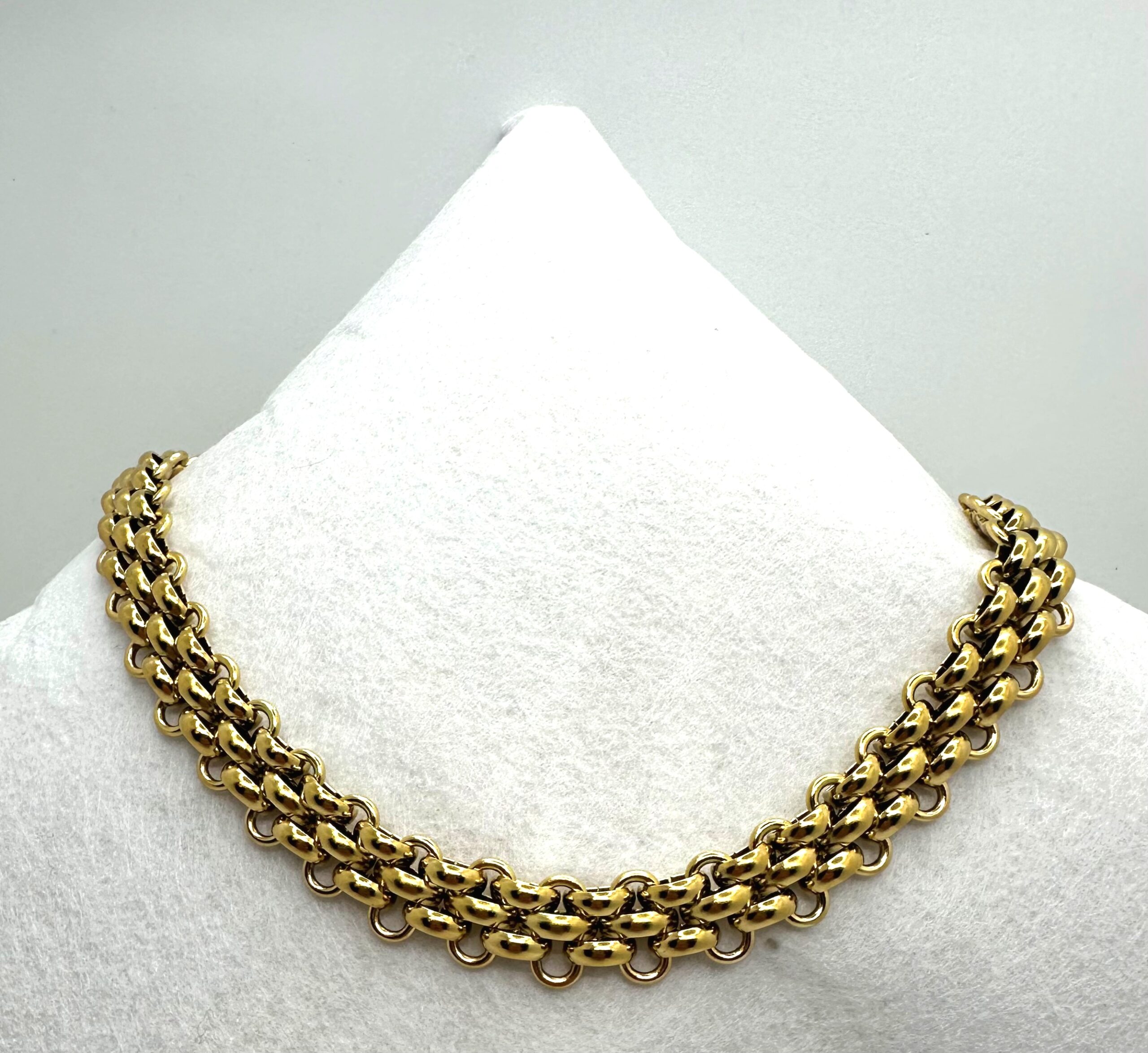 M2563 COLLAR